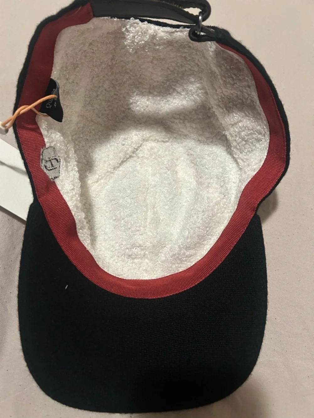 Quince Men's Black Baseball Cap with Minimal Profile